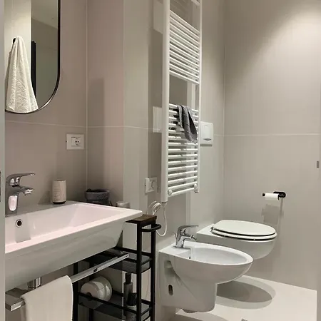 Luxury Zezon * Milan